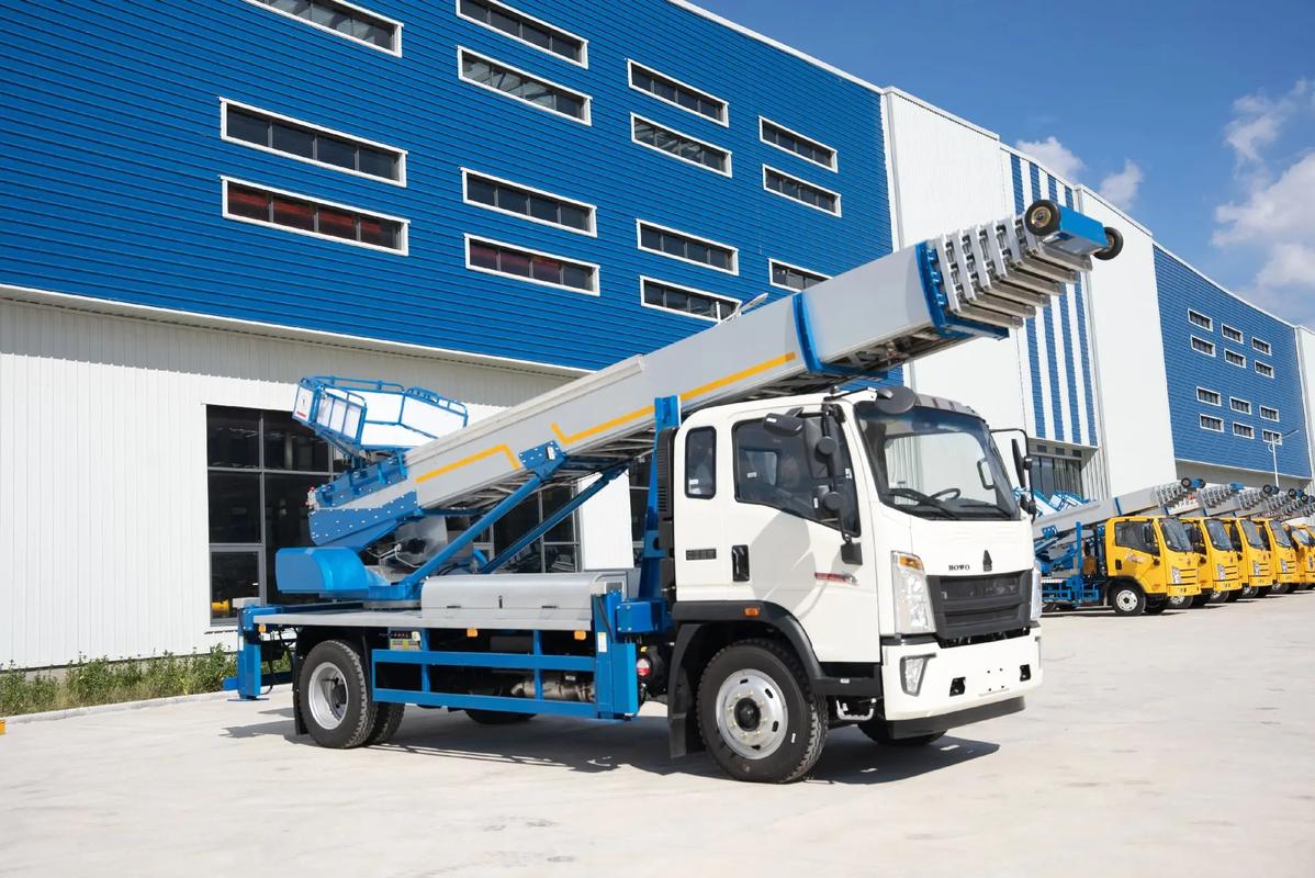 宜阳出租云梯车高空作业车 建筑垃圾搬运