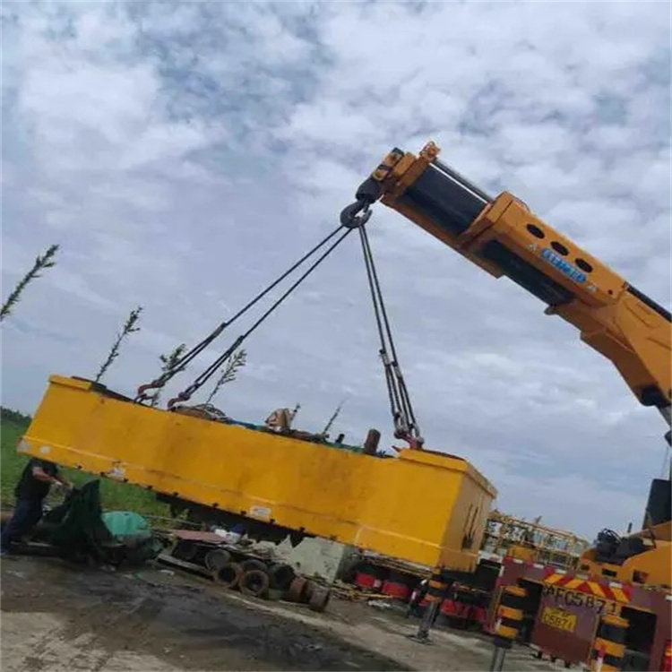 宜阳随车吊吊集装箱怎么吊